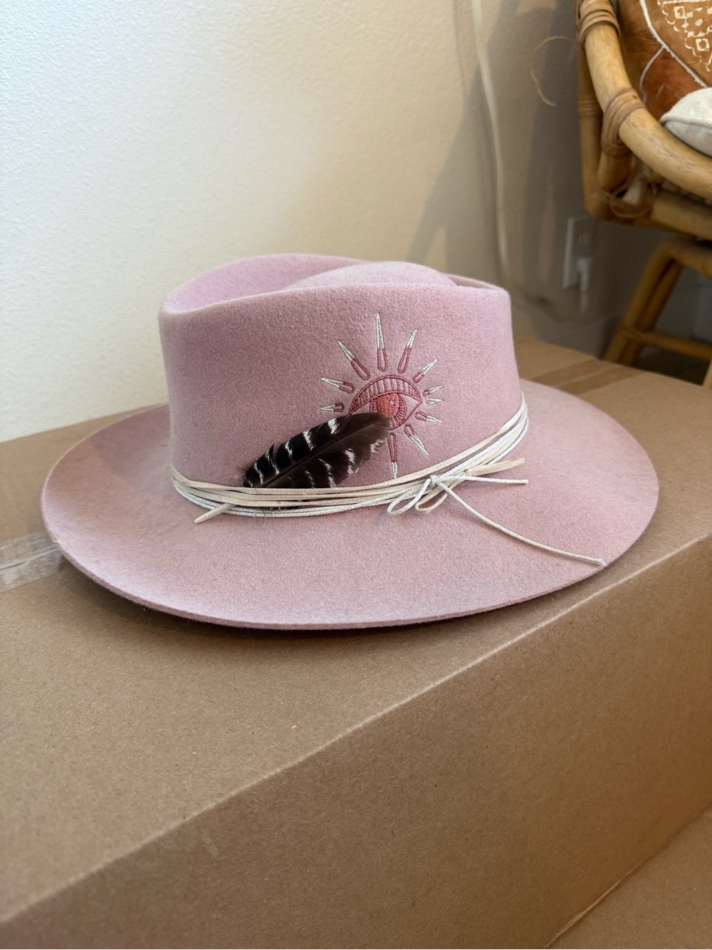 Van Palma- Wide Brim Pink Felt Fedora Hat with Feather Accent